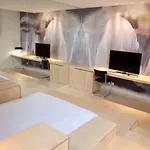 La Maison Champs Elysees