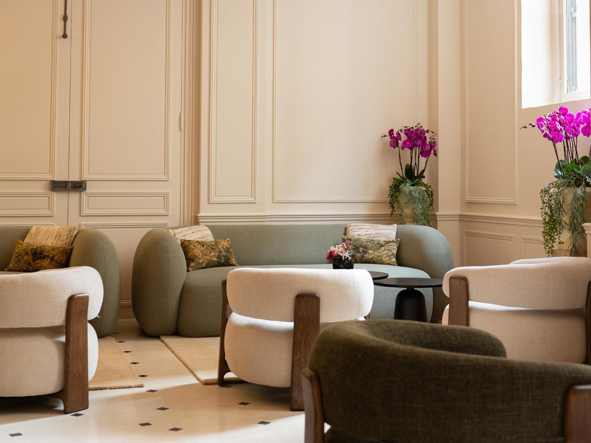 La Maison Champs Elysees 5* Paris