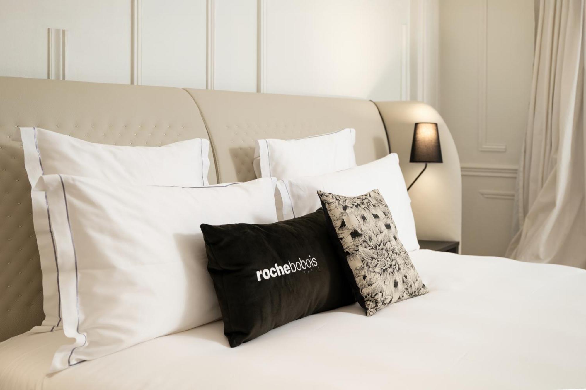 Hotel La Maison Champs Elysees Paris