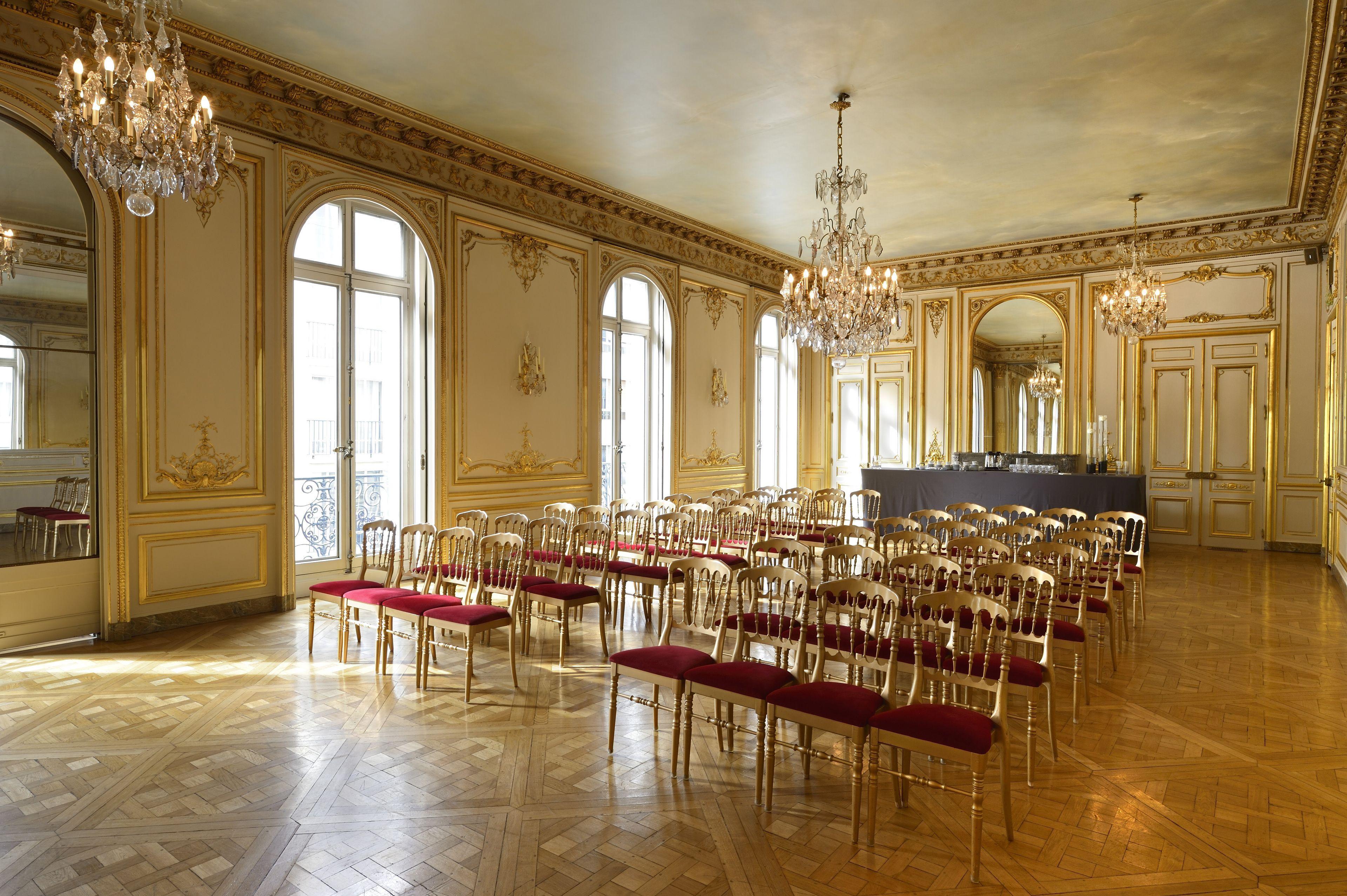 Hotel La Maison Champs Elysées 5*