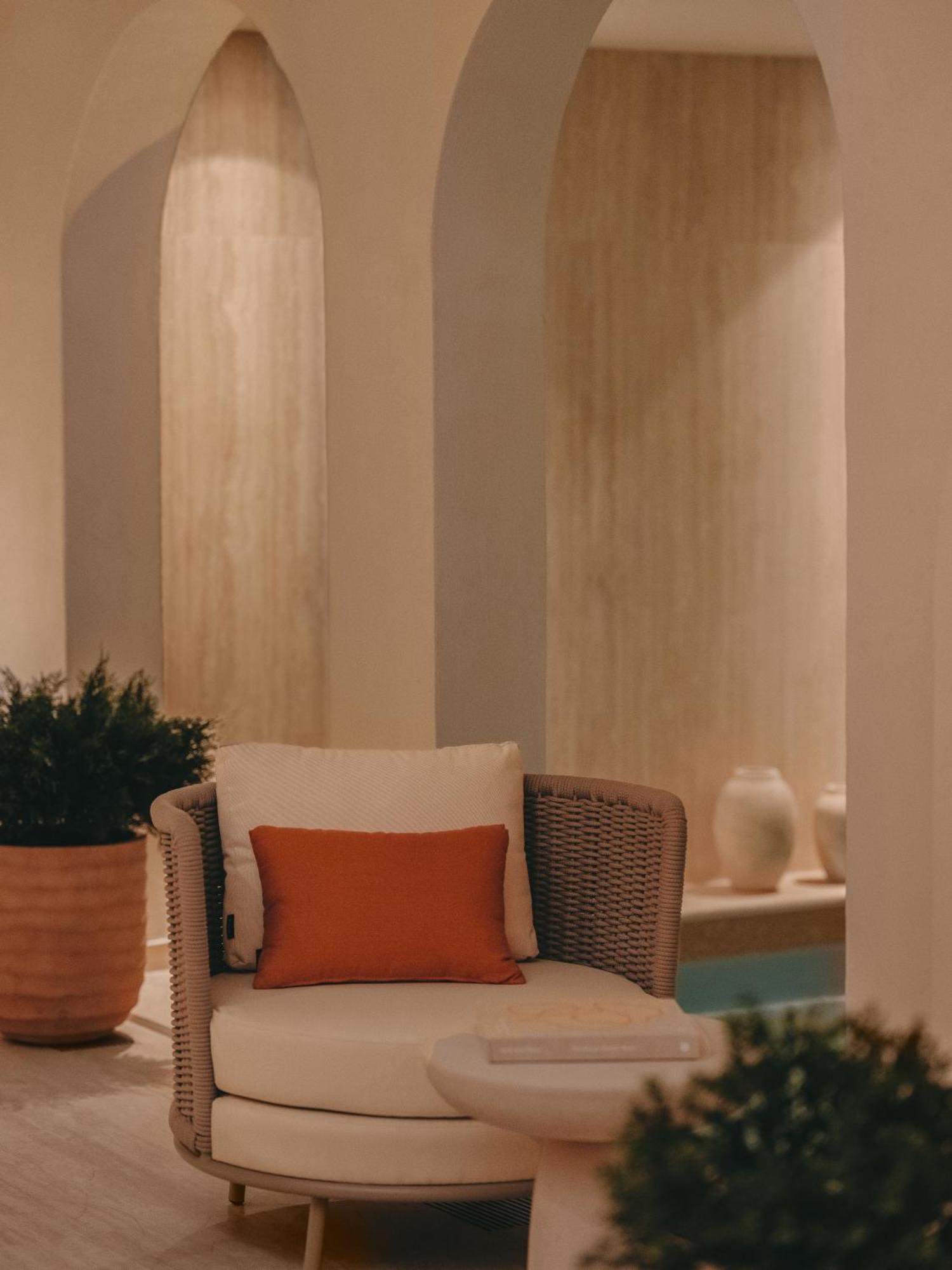 La Maison Champs Elysées Hotel