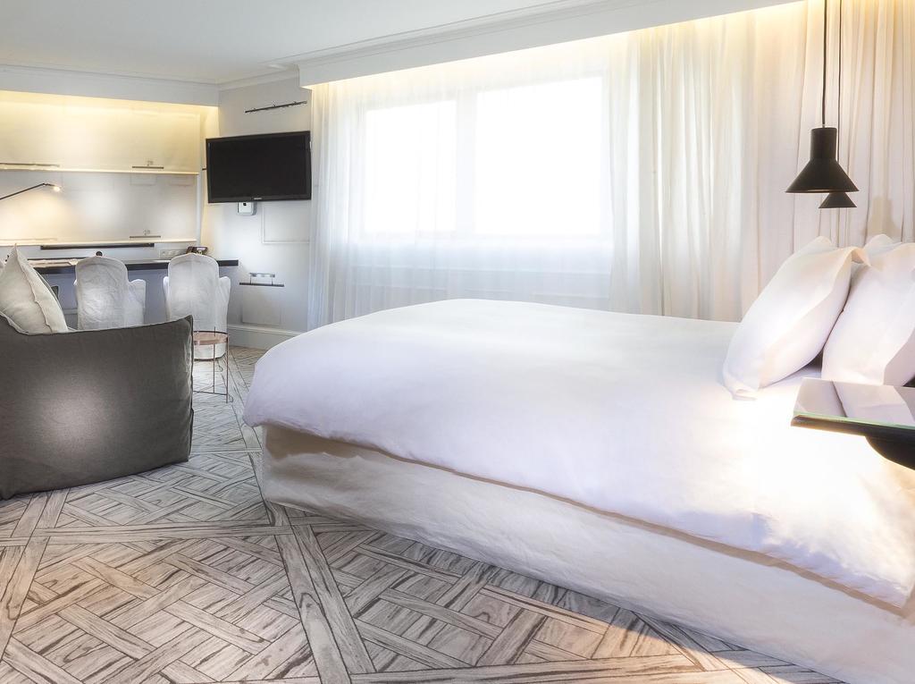 La Maison Champs Elysées Hotel